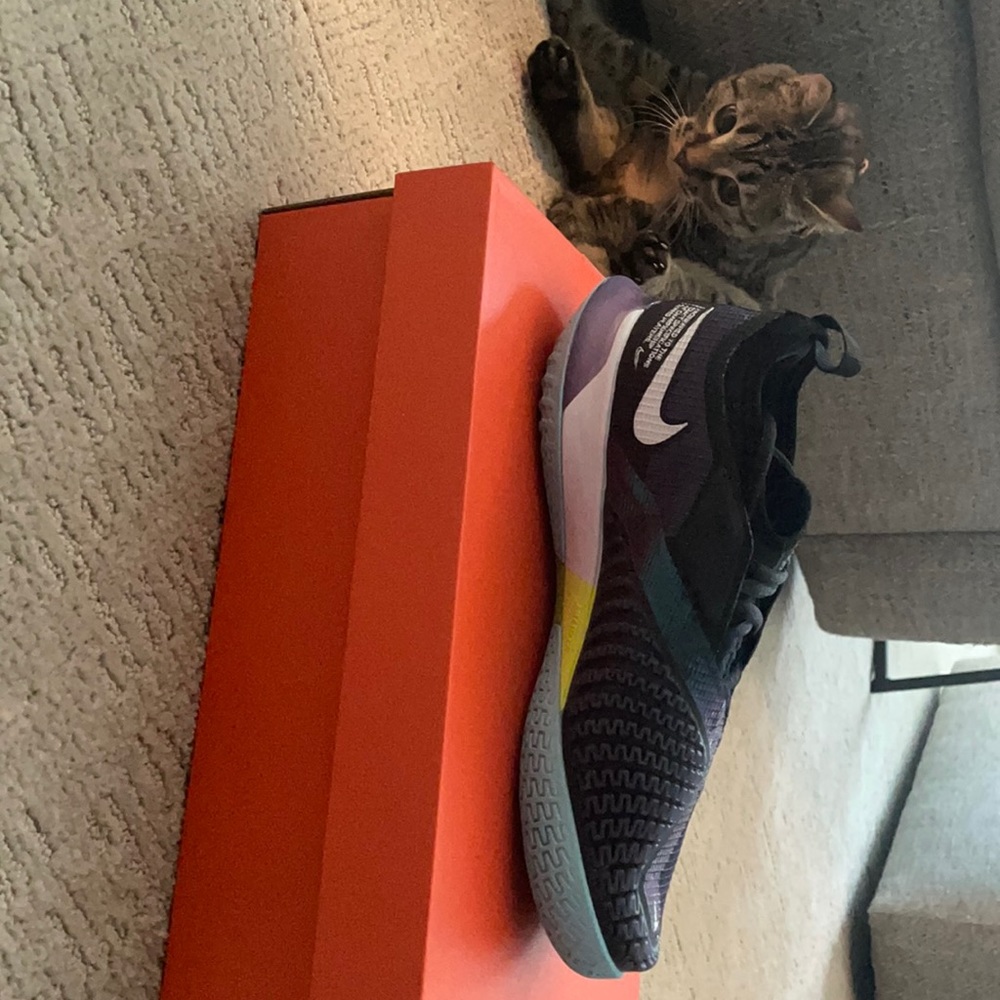 Size 8 brand new vapor nxt Nike tennis shoes